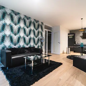 Apartmán In, Brno